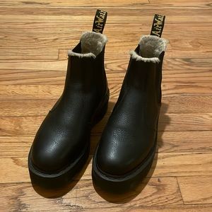 2976 FAUX FUR LINED PLATFORM CHELSEA BOOTS